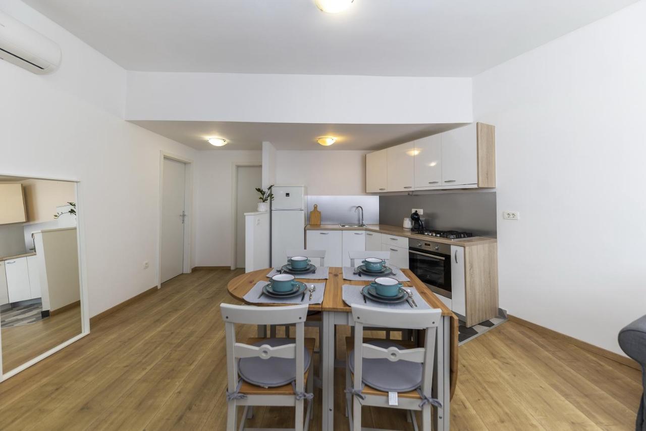 Apartments 23 And 25 With Free Private Parking ザダル エクステリア 写真