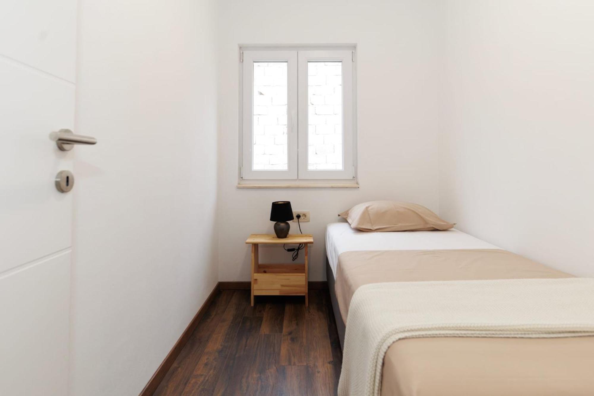 Apartments 23 And 25 With Free Private Parking ザダル エクステリア 写真